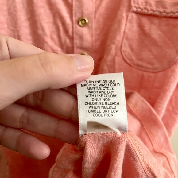 Banana Republic Button Front Tank - Picture 6 of 6